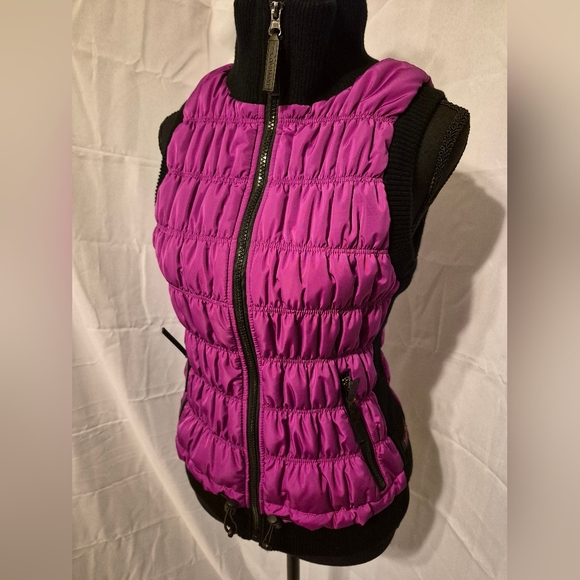 Calvin Klein Puffer Vest Sz. Med Women's Black & Pink Performance - Picture 2 of 14